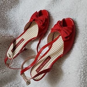 B.A.I.T FOOTWEAR heels